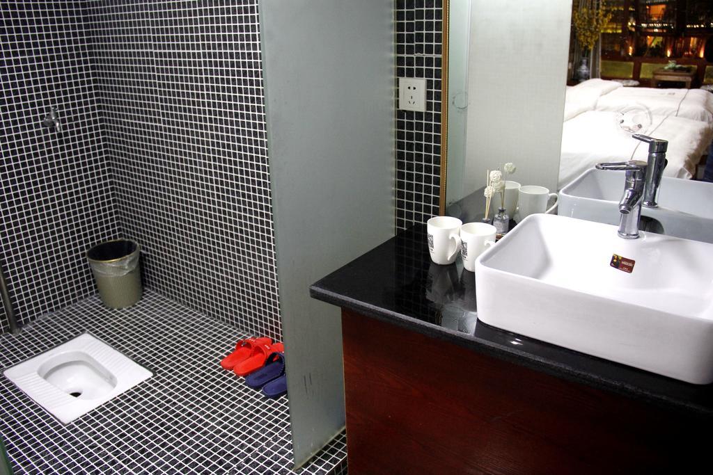 Fenghuang 1St Apartment מראה חיצוני תמונה