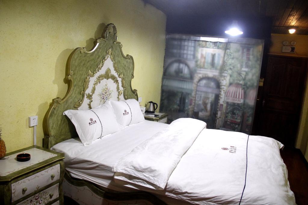 Fenghuang 1St Apartment מראה חיצוני תמונה