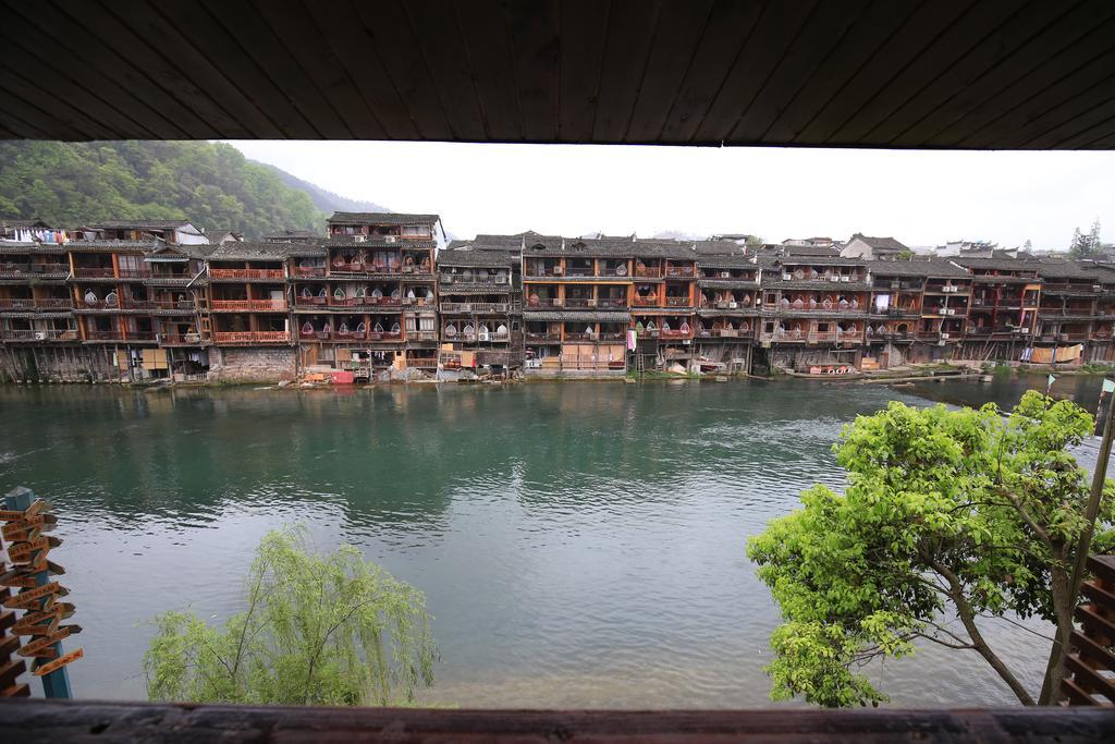 Fenghuang 1St Apartment מראה חיצוני תמונה