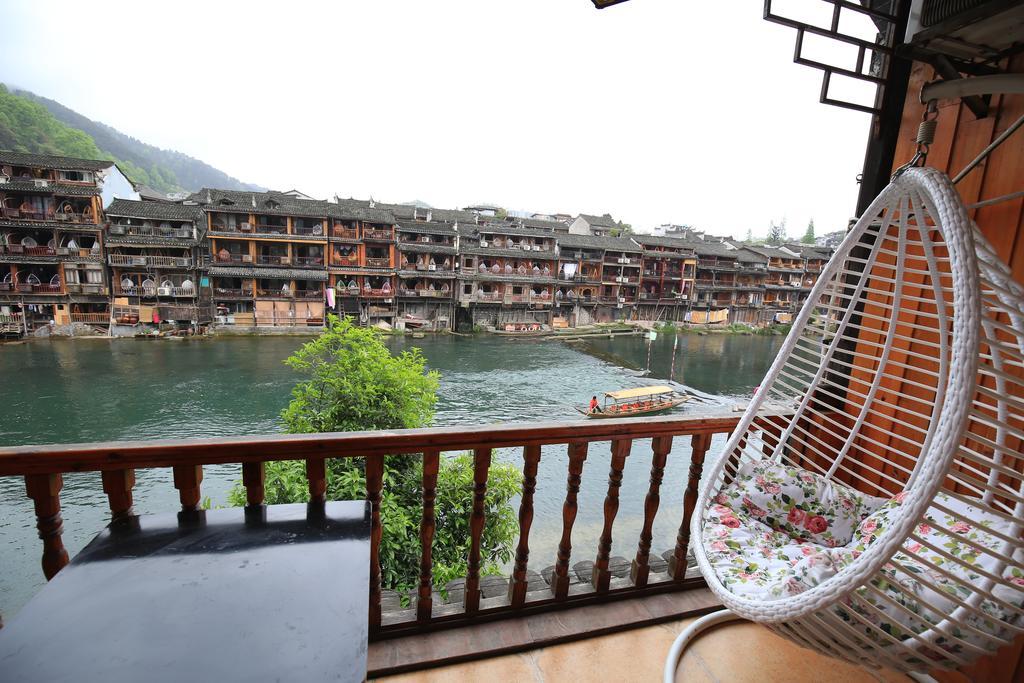 Fenghuang 1St Apartment מראה חיצוני תמונה